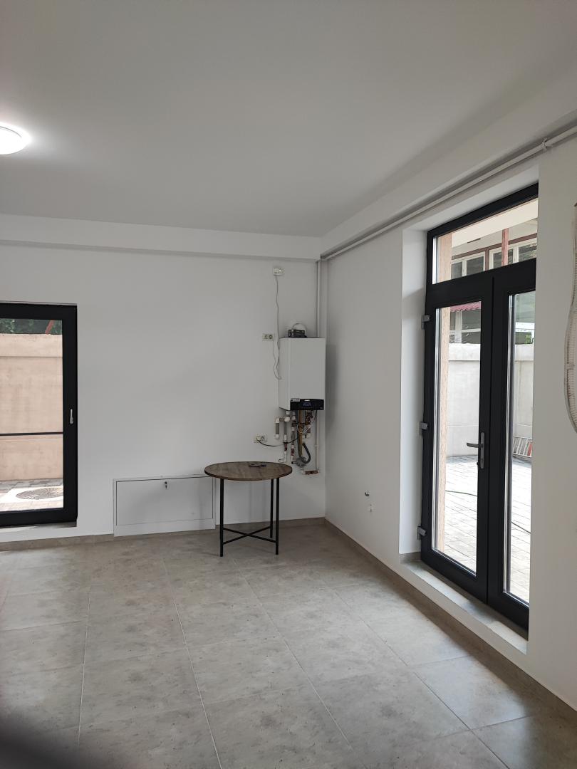 Inchiriez spatiu comercial -189mp – Titan – Bv Nicolae Grigorescu