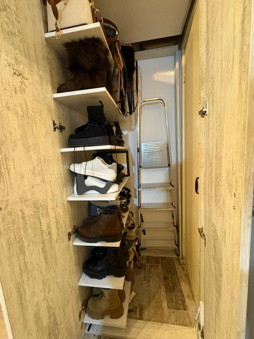 Vand apartament 2 camere,, renovat integral – Metrou Piața Iancu