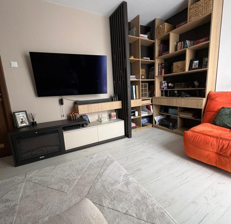 Vand apartament 2 camere,, renovat integral – Metrou Piața Iancu