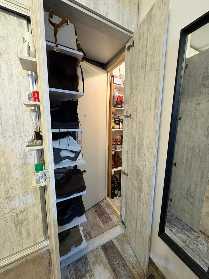Vand apartament 2 camere,, renovat integral – Metrou Piața Iancu