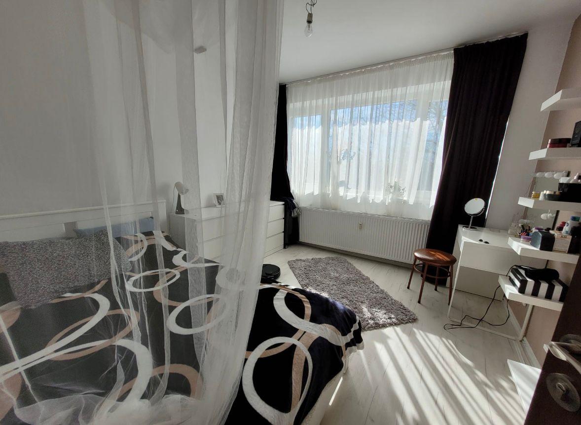 Vand apartament 2 camere,, renovat integral – Metrou Piața Iancu