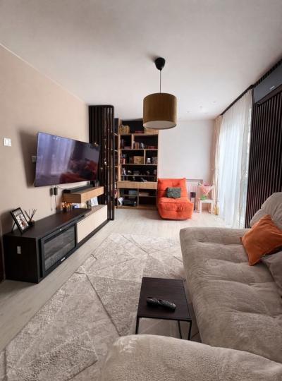 Vand apartament 2 camere,, renovat integral – Metrou Piața Iancu