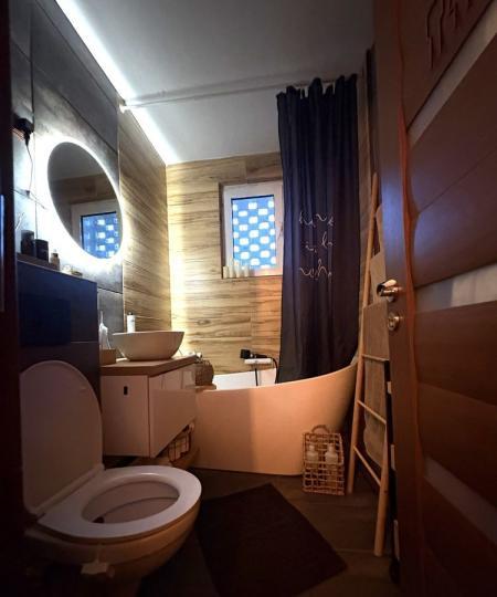 Vand apartament 2 camere,, renovat integral – Metrou Piața Iancu