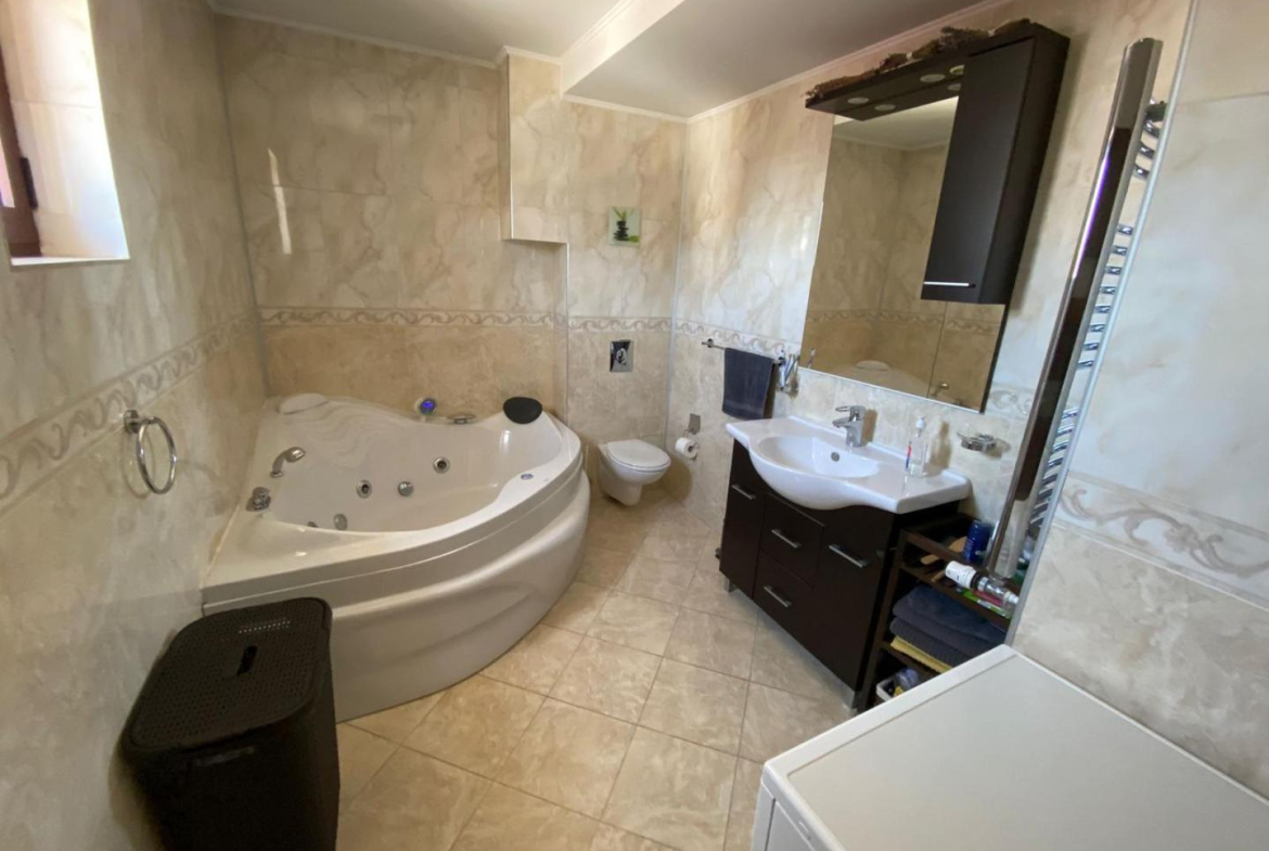De închiriat: Penthouse duplex la 2 min de metrou Aviatorilor