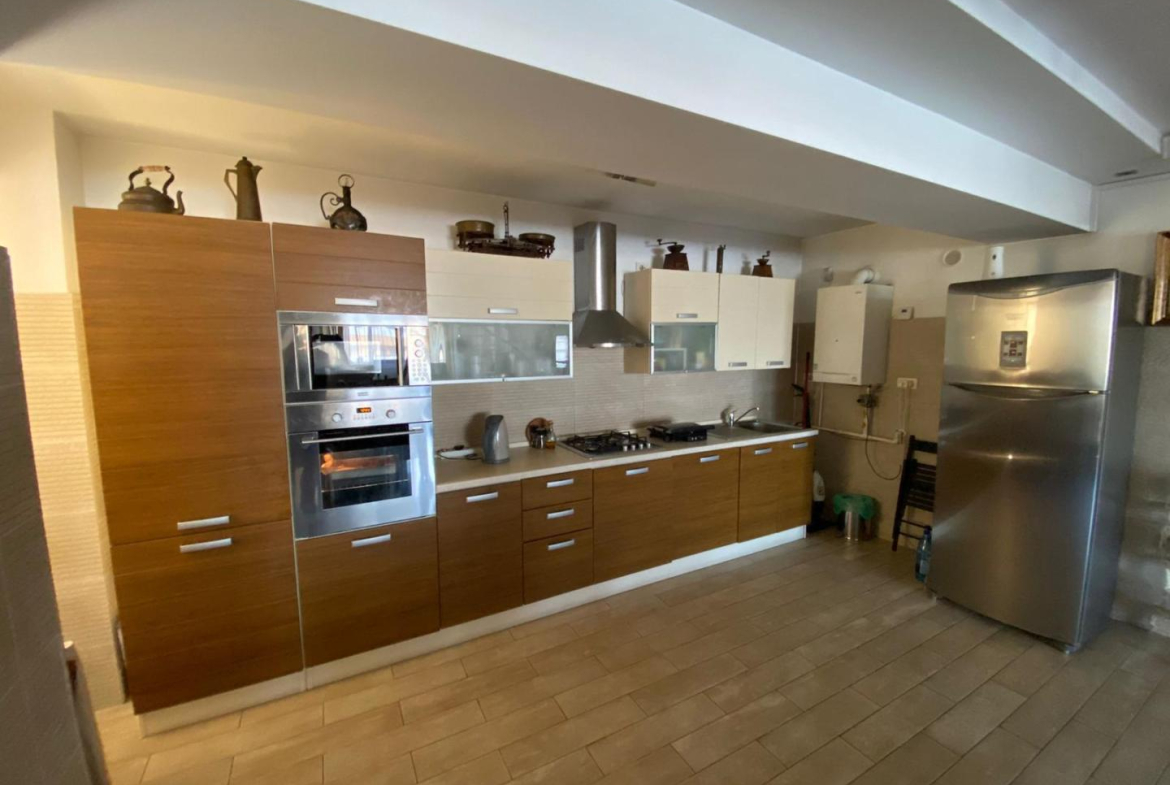 De închiriat: Penthouse duplex la 2 min de metrou Aviatorilor