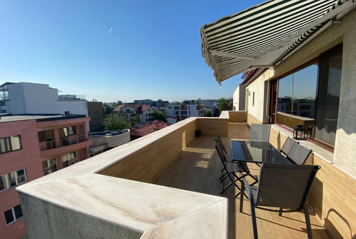 De închiriat: Penthouse duplex la 2 min de metrou Aviatorilor