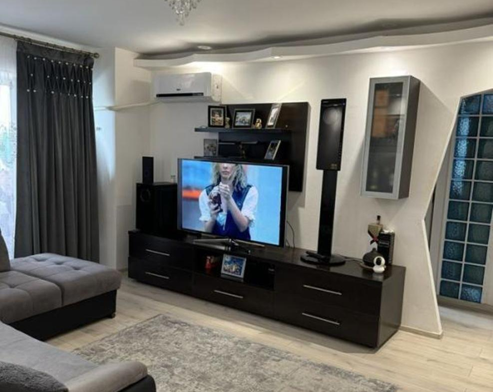 Vand aparatament 3 camere 13 Septembrie stradal – Prosper