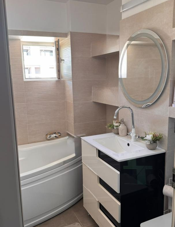 Vand aparatament 3 camere 13 Septembrie stradal – Prosper
