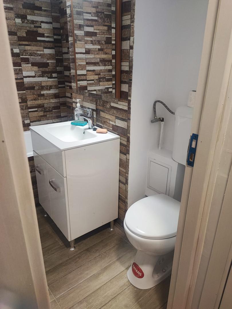 Apartament 3 camere – Panoramă superbă Parcul Tei – renovat