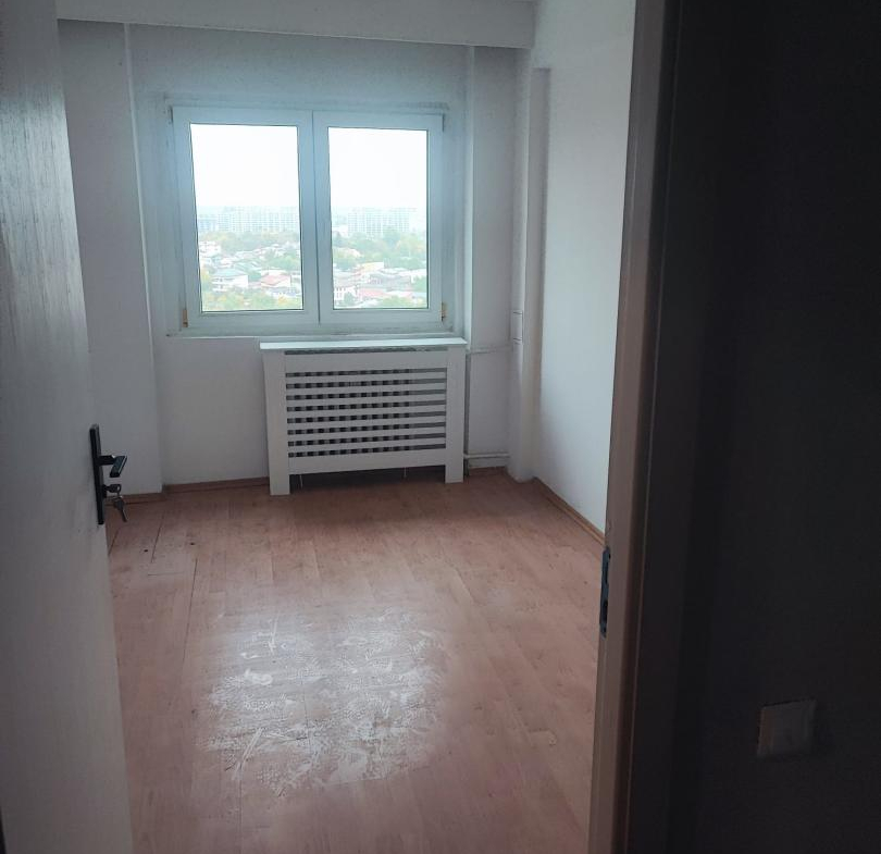Apartament 3 camere – Panoramă superbă Parcul Tei  – renovat